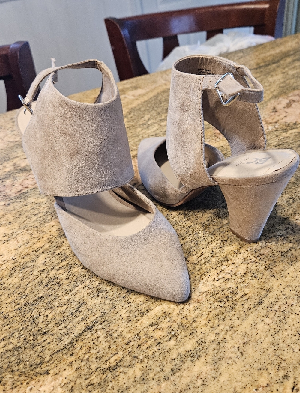 Brand New BC Pointed Ankle-Strap Suede Heels in Taupe 8.5